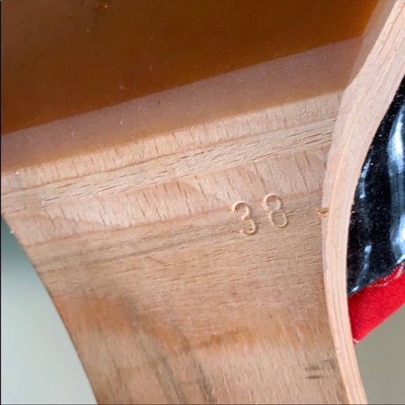 PRADA HIGH HEELED SHOES - Picture 4 of 8